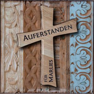 Holzkreuz Eiche Auferstanden Gravur persönlicher Namen