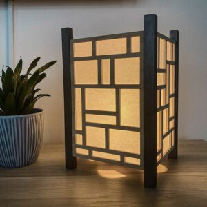 Holzlaterne im Japan-Stil